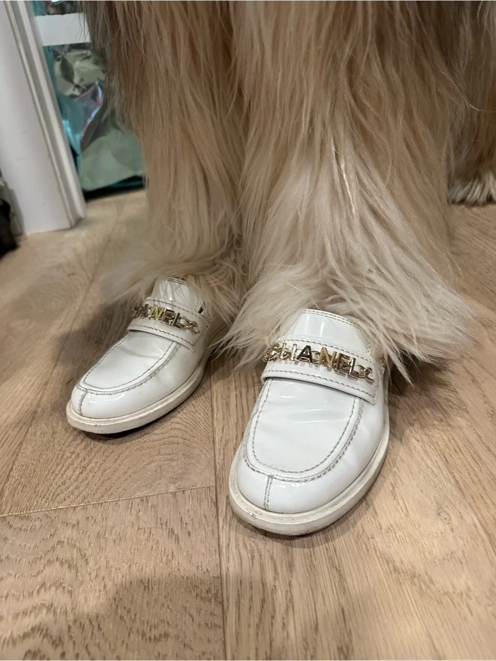 CHANEL Cream Leather Logo Chain Loafers